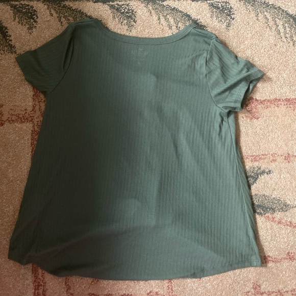 hollister easy t-shirt tie up - Picture 3 of 3